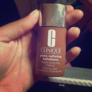 Clinique pore refining solutions #27 pecan