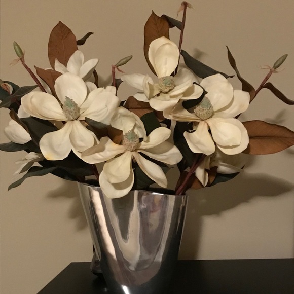 Pottery Barn Other - Pottery Barn vase with 12 flowers