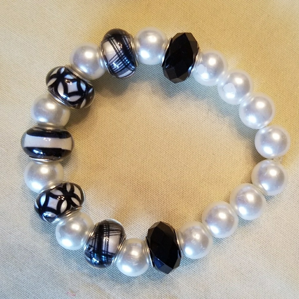 Bracelet - Picture 2 of 2