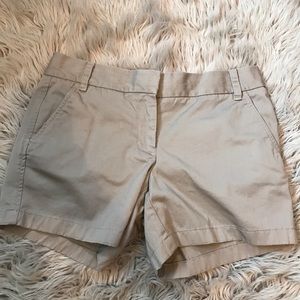 Chino shorts💫