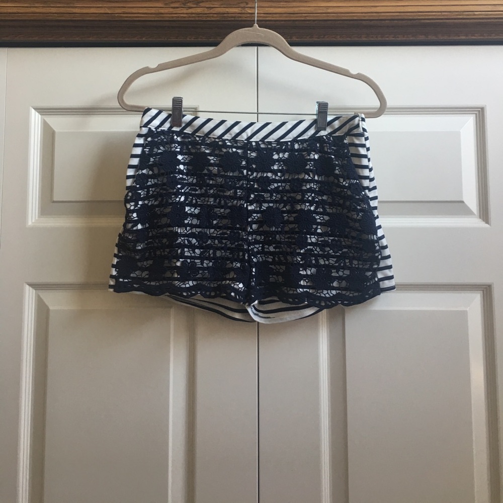 Blu Pepper shirts with lace front