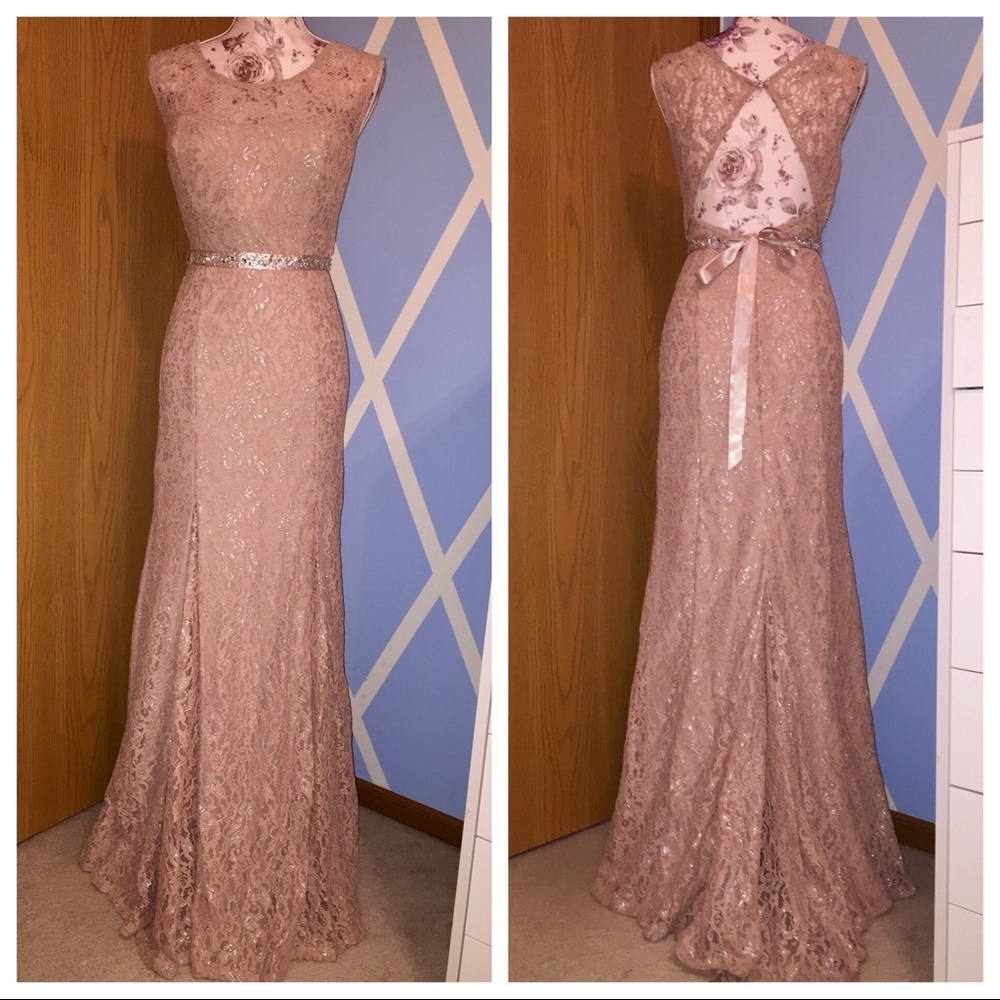 Long elegant dress in soft blush