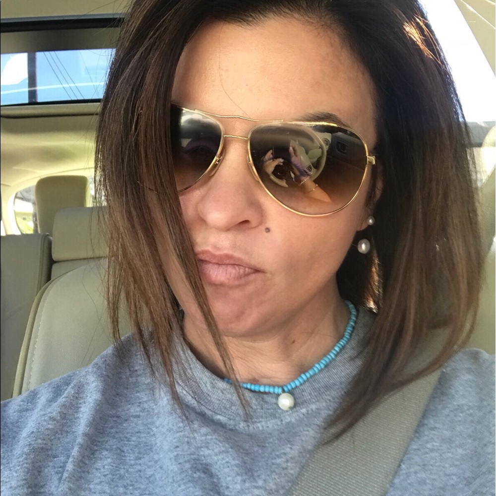 Meet your Posher, Wendy