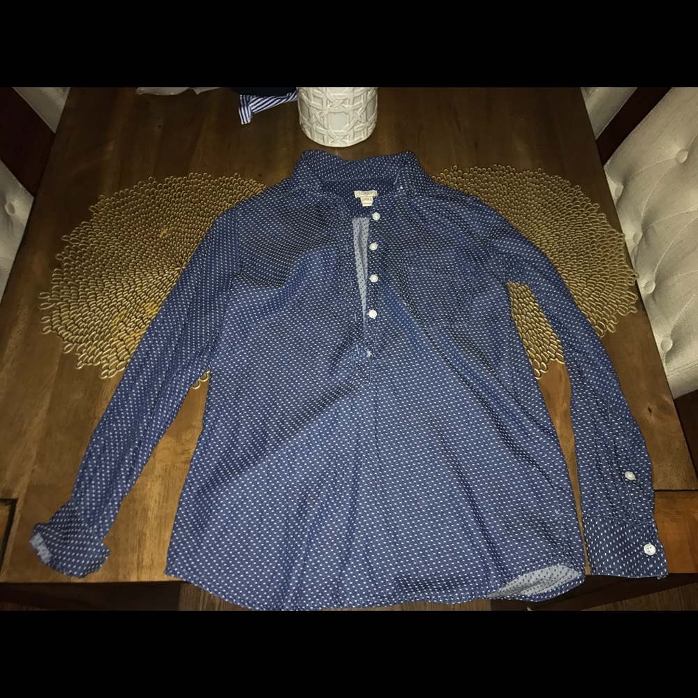 Casual JCrew Button Up. Looks brand new