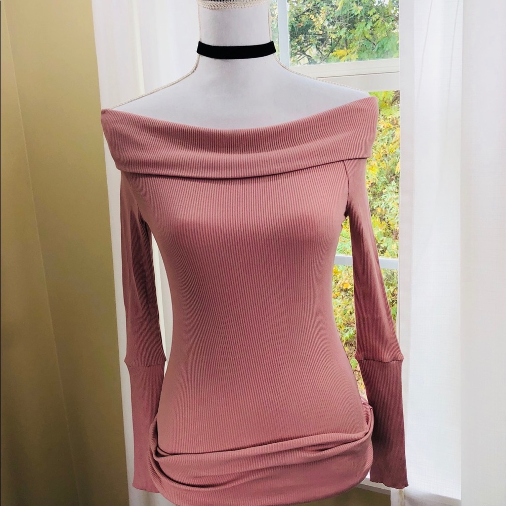 NWT Dusty Rose Off Shoulder Long Sleeve Top - Picture 4 of 5
