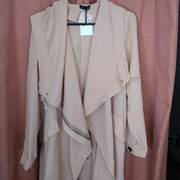 SOLD-SOLD Asymmetrical Jacket❤Size Large - Picture 6 of 7