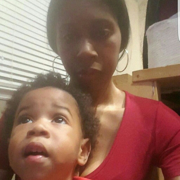 Meet Your Posher, Abrielle! - Picture 3 of 4