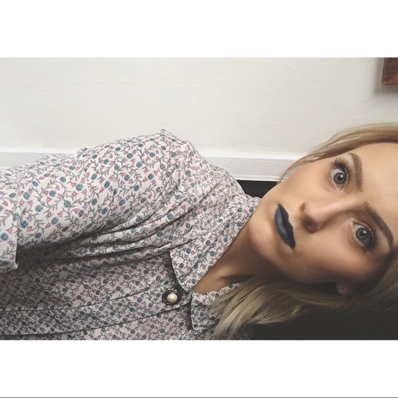 Meet your Posher, Chrisa - Picture 1 of 1
