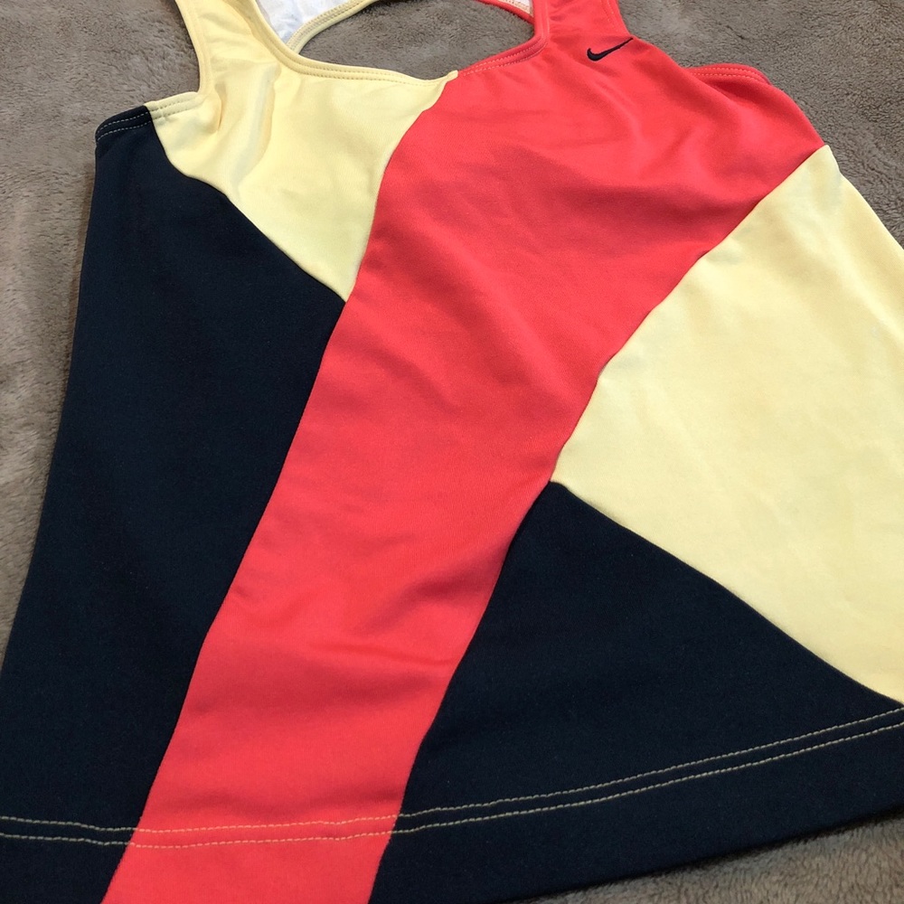 🎉 - Picture 2 of 3