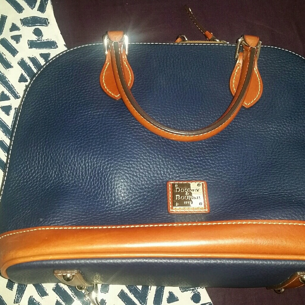 Dooney & Bourke shirt set