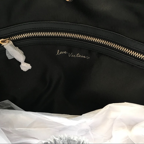 🚨 1 hour SALE 🚨 VICTORIA'S SECRET LOVE TOTE BAG - Picture 3 of 7