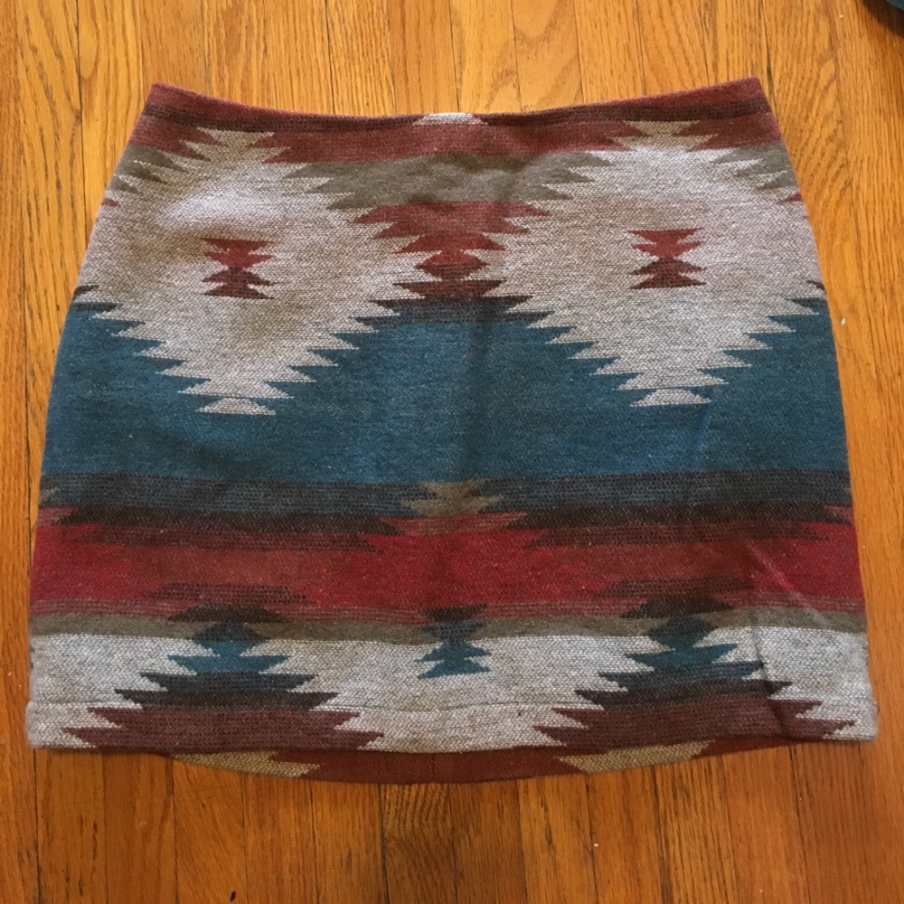 AE tribal mini skirt