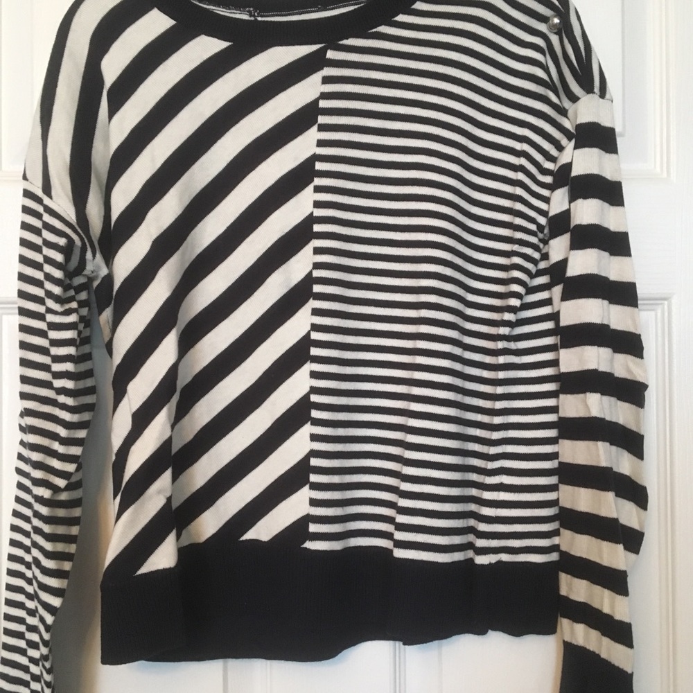 Abercrombie And Fitch Mix Stripe Sweater - image 3