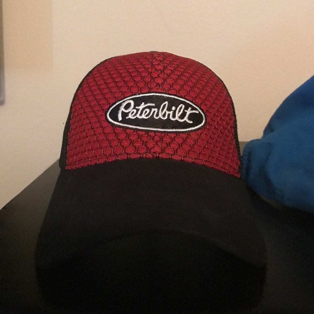 1 Black n red Peter built hat