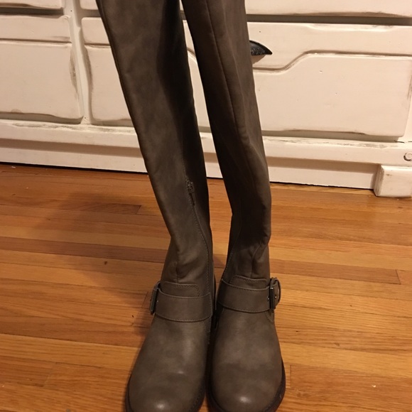 Aldo knee high boots, size 7.5 - Picture 2 of 4