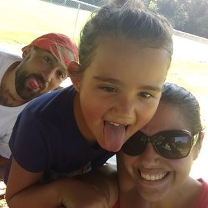 Meet your Posher, Elaina