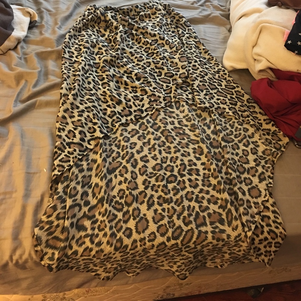 High lo cheetah skirt