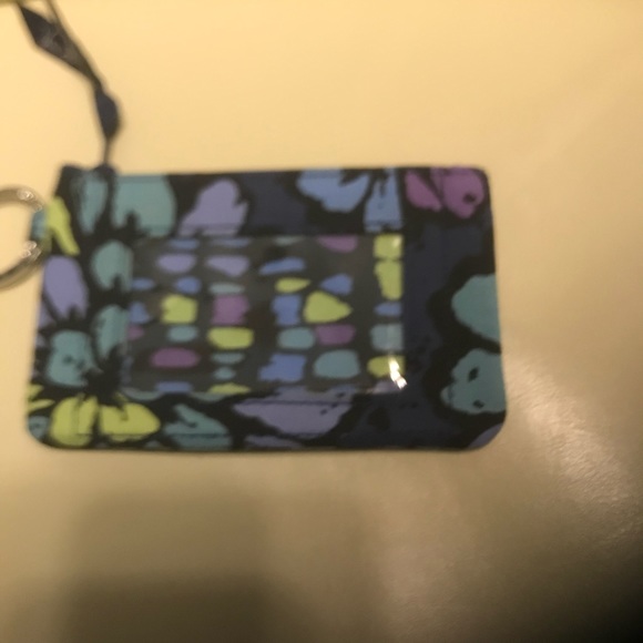 VERA BRADLEY WRISTLET & KEY FOLD - Picture 2 of 5