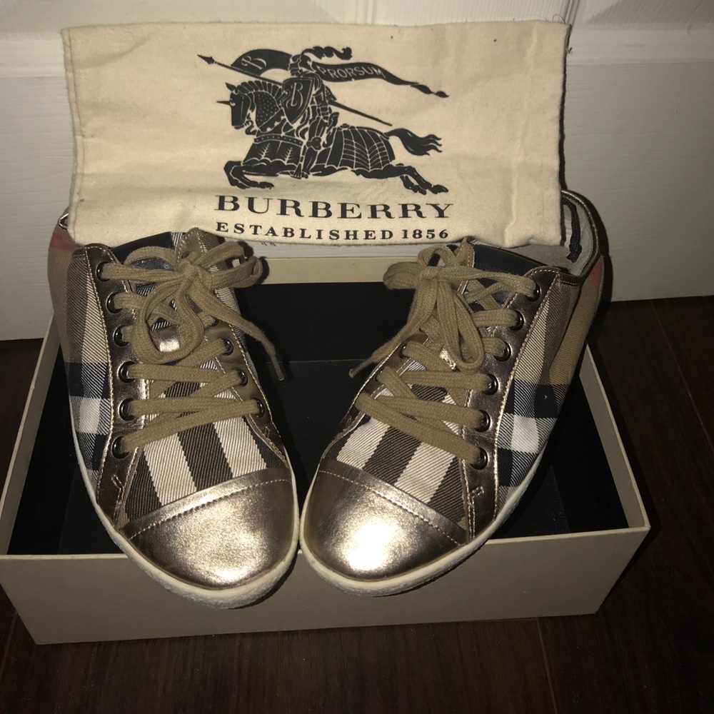 Authentic Women’s Burberry Pale Rose Sneaker