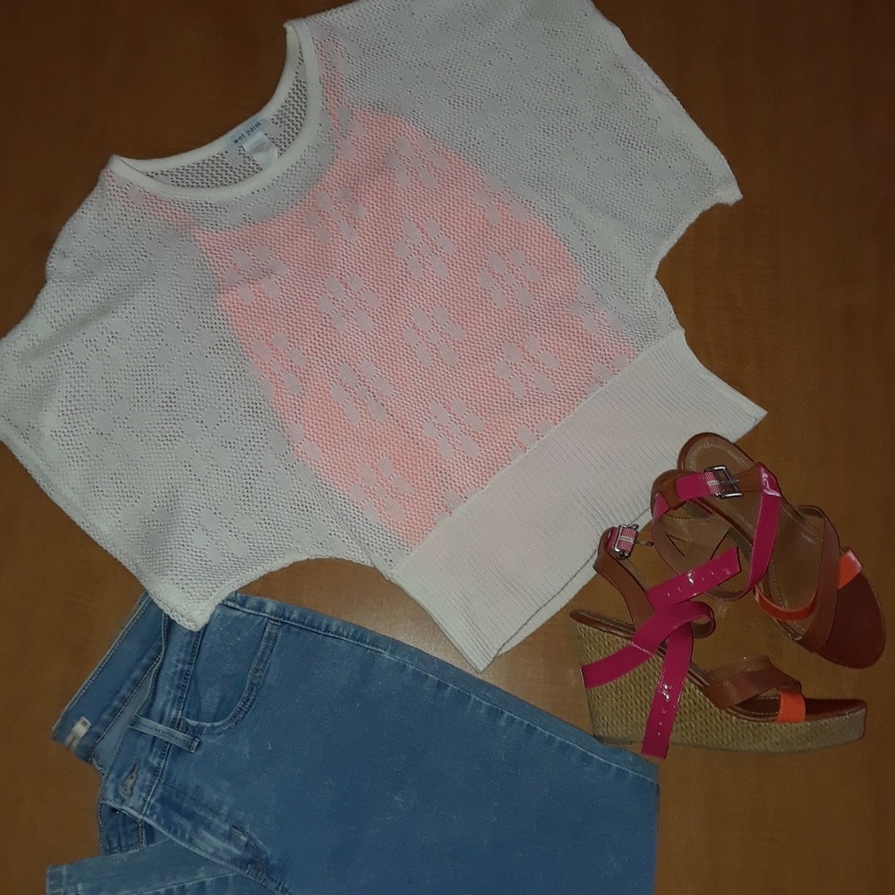CUTE TOP