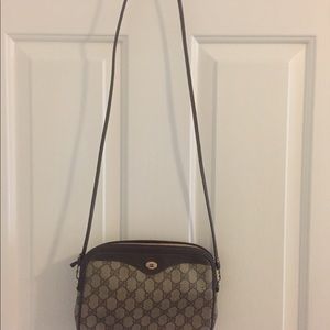 Designer Handbags gently used