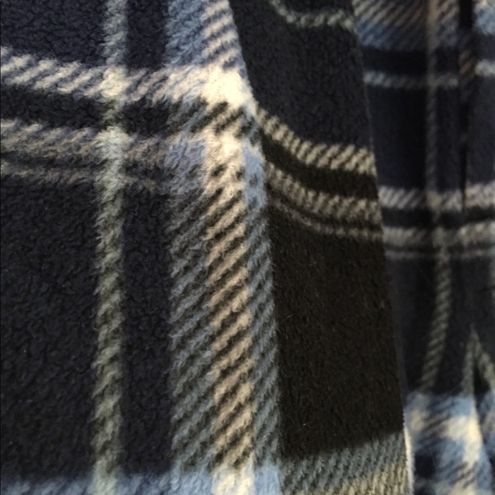 Polyester PJs - Picture 4 of 5