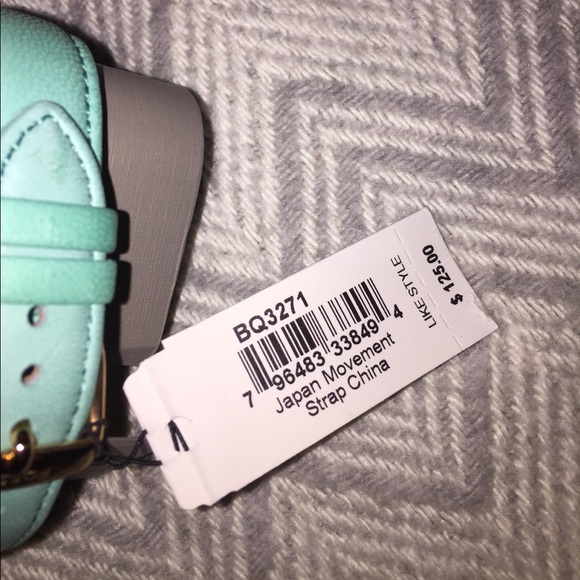 NEW Fossil Watch - Picture 2 of 6