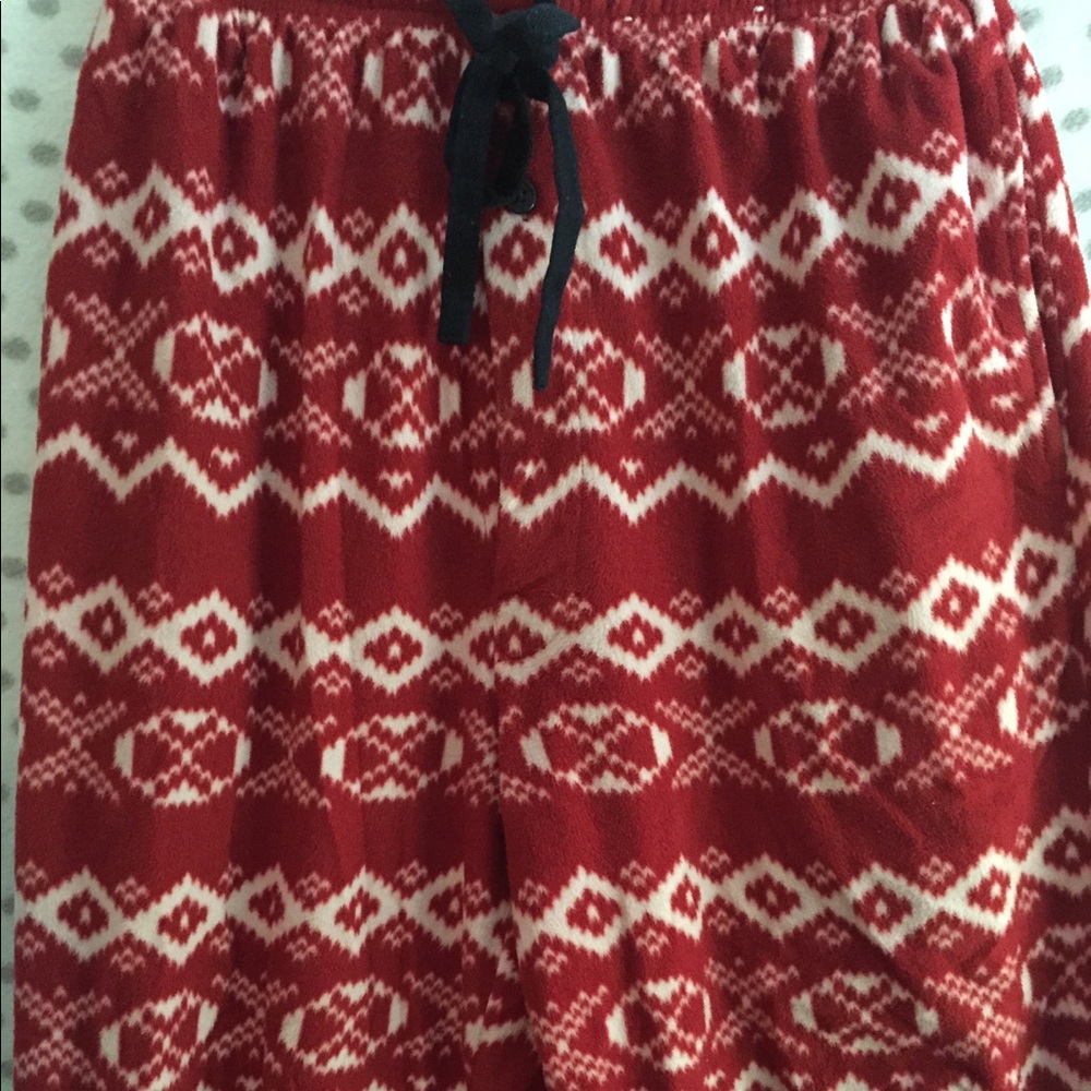Polyester PJs - Picture 2 of 3