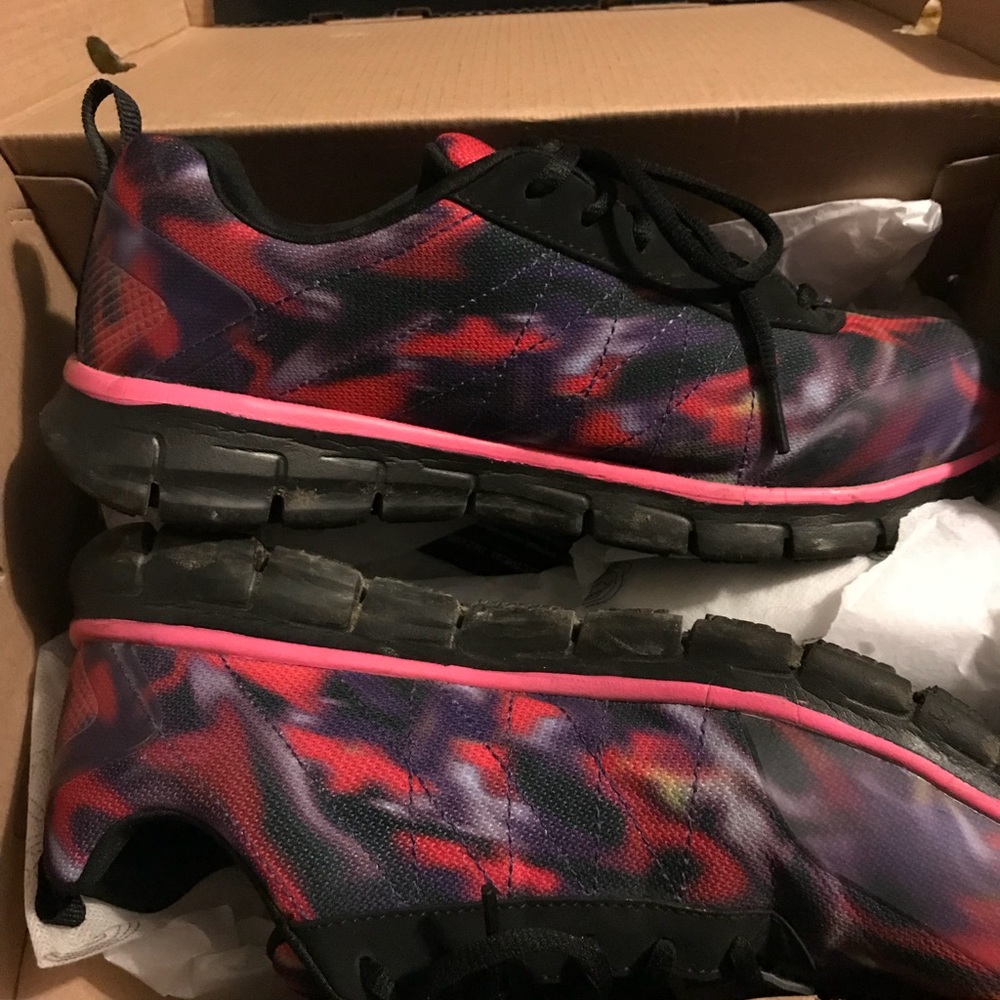 Sketchers Steel Toed Work Shoes