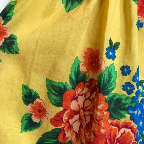 Flying Tomato 🍅 Adorable Yellow Floral Dress - Picture 6 of 7