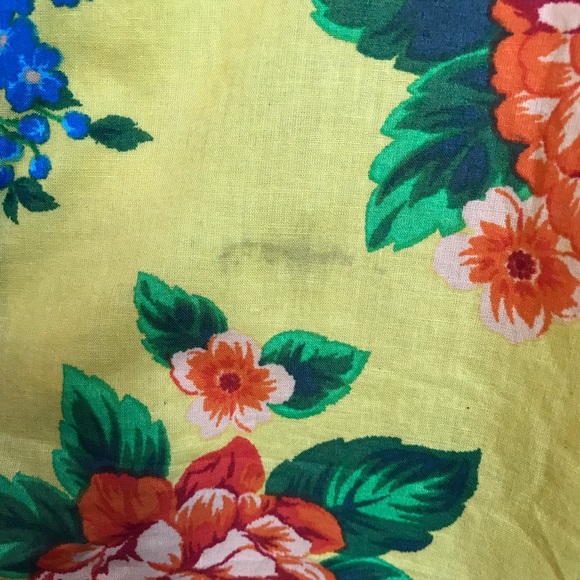 Flying Tomato 🍅 Adorable Yellow Floral Dress - Picture 7 of 7