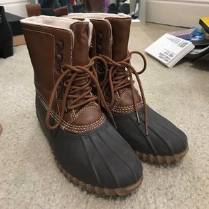 Lightly worn Duck Boots
