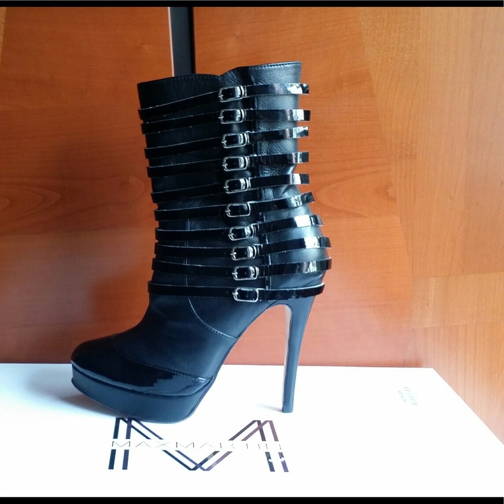 HOST PICK!!!!!! Hand crafted MaxMartin boots size7