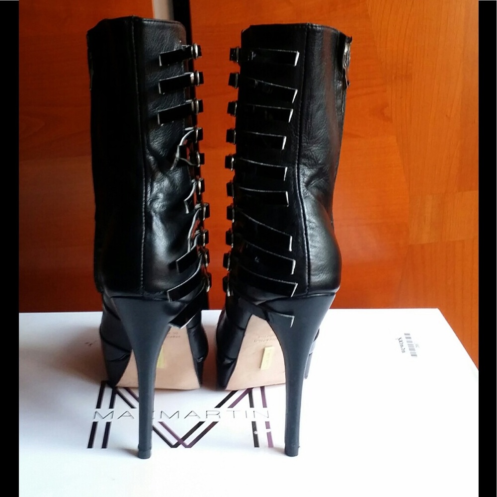 HOST PICK!!!!!! Hand crafted MaxMartin boots size7 - Picture 5 of 8