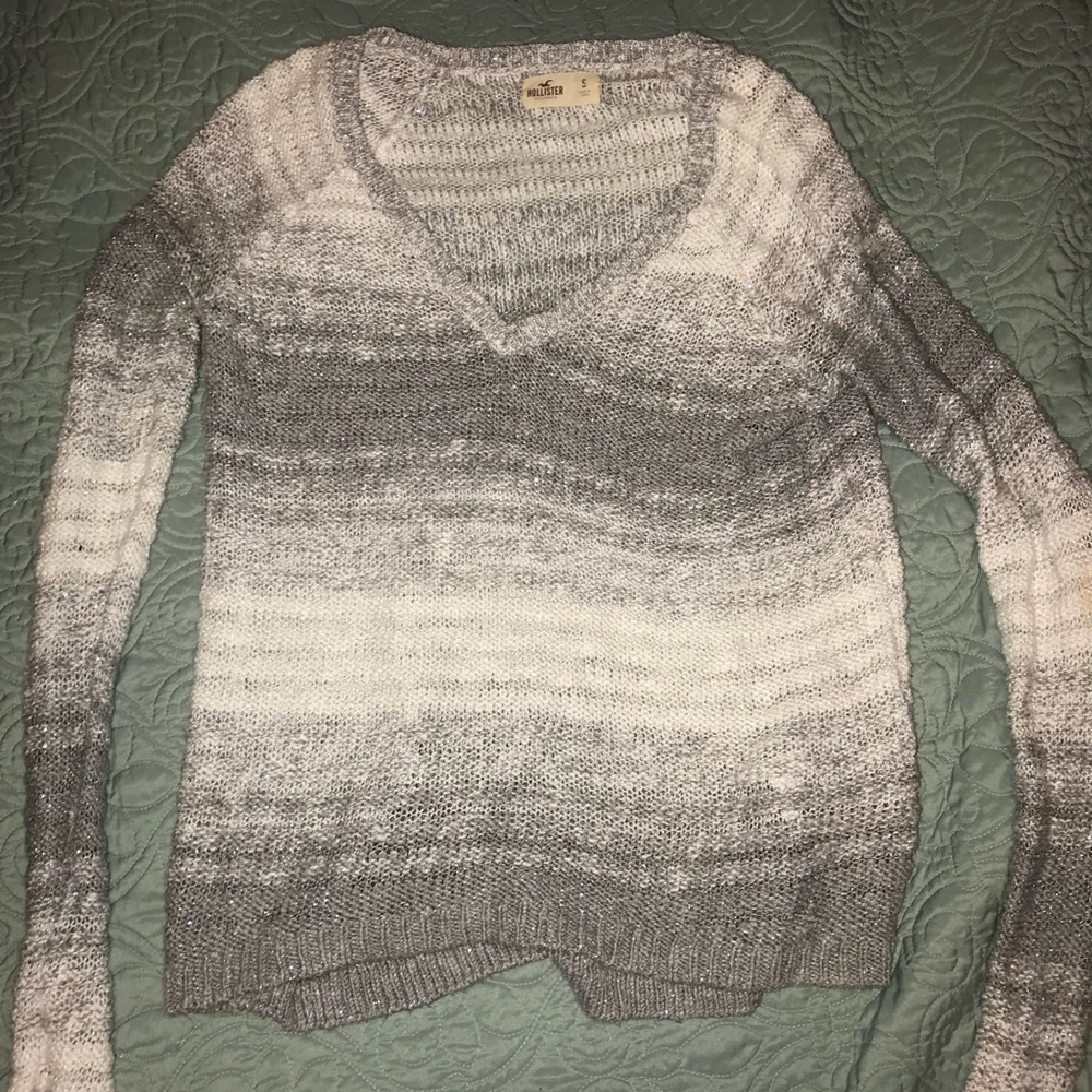 Hollister sweater