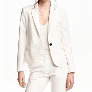 🌼H&M Cream cropped blazer!!🌼
