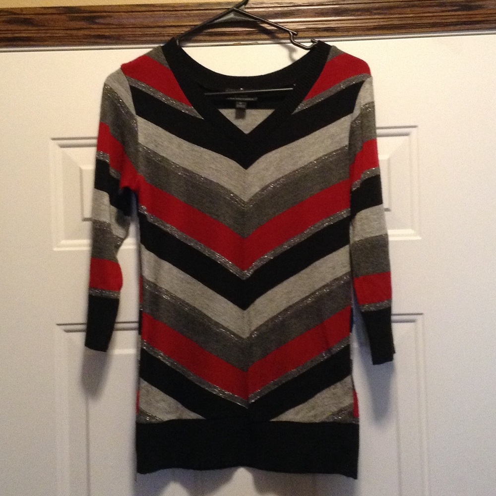 Women's 3/4 sleeve sweater   Size Med.