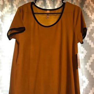 New With Tags! Lularoe Classic T size Medium.
