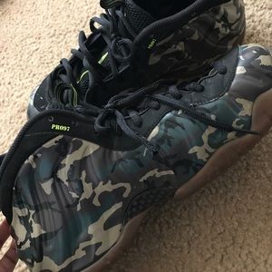 ❌AIR FOAMPOSITES❌Green Camo Forest Black