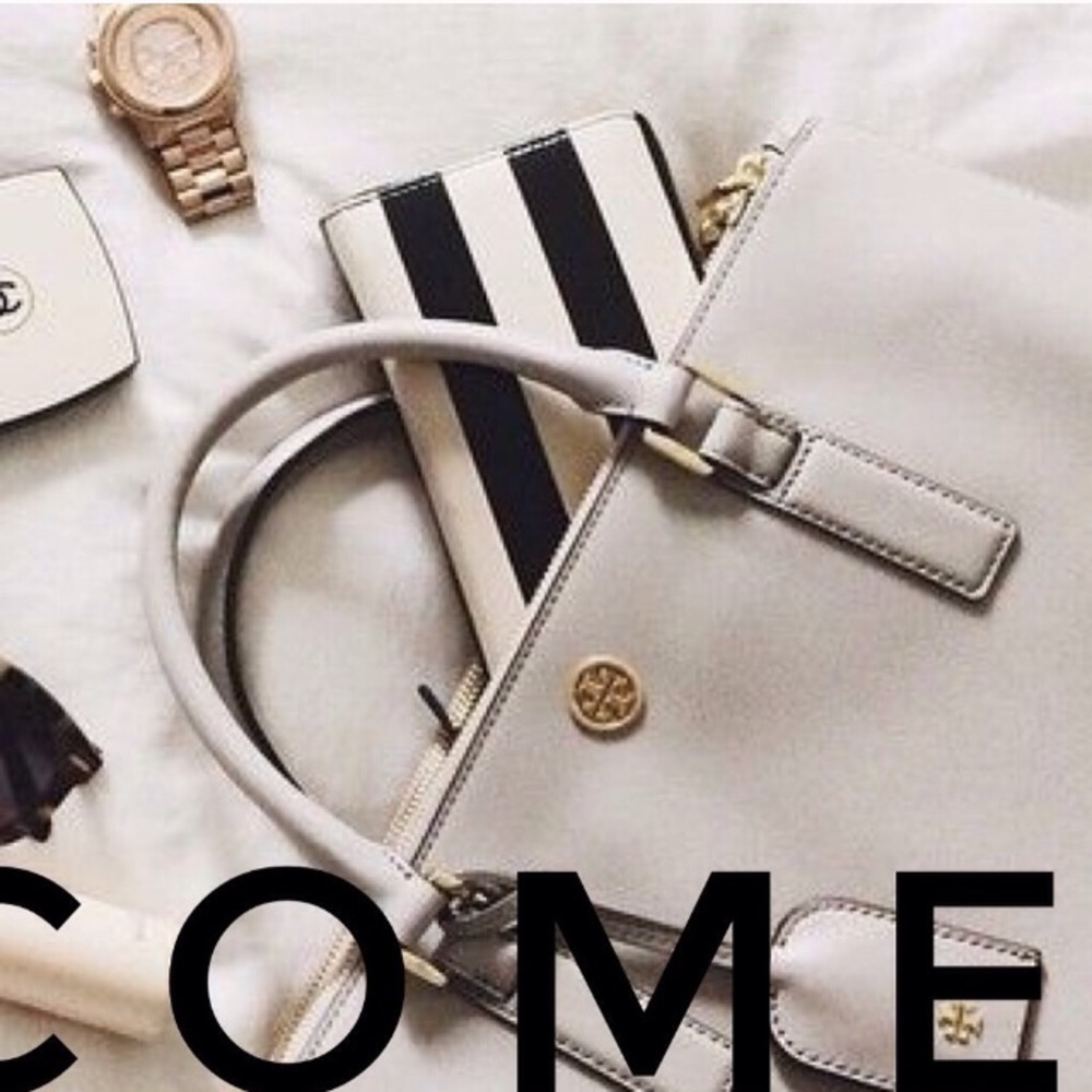 Welcome to my closet❣️