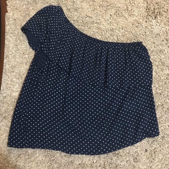 American Eagle one sleeve top worn once - Picture 3 of 3