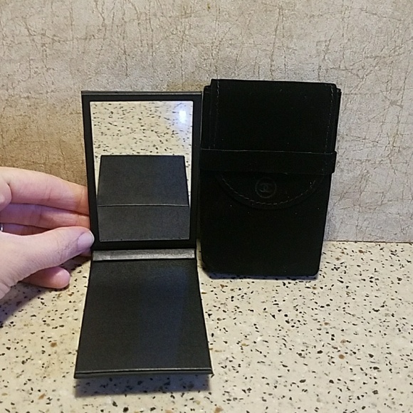 Chanel Limited Edition Compact Mirror and Pouch - Picture 2 of 3