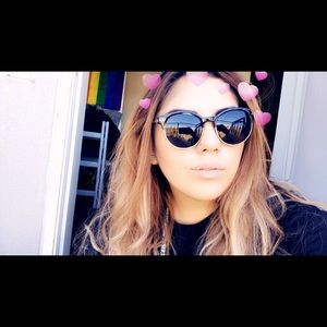 Meet your Posher, Carmel