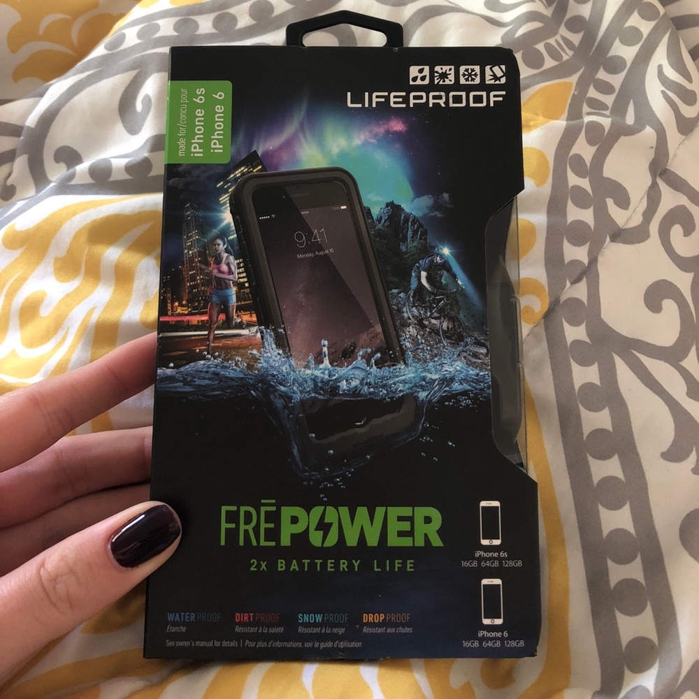 New Lifeproof iPhone 6 & 6S FRĒ Power phone case