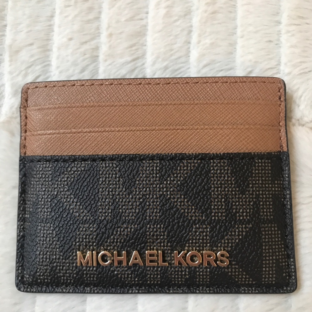 MICHEAL KORS WALLET- BRAND NEW