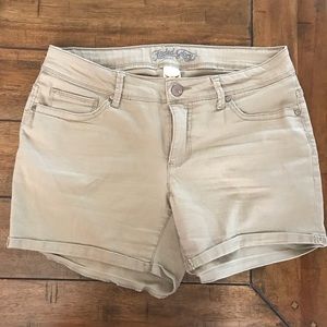 Faded glory beautiful short size 10