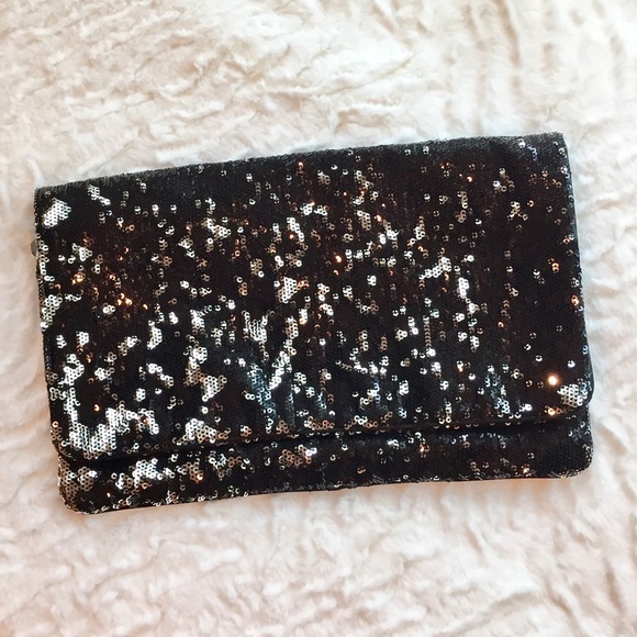 BCBGMaxAzria Handbags - BCBGMaxAzria Sequin Clutch