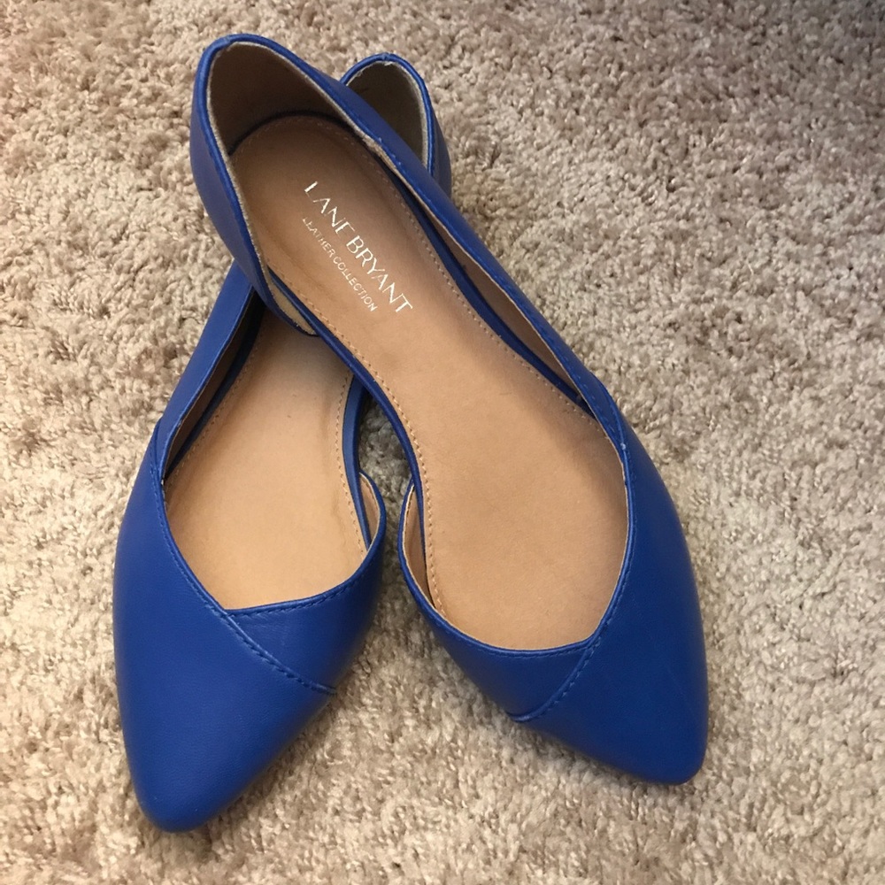 Lane Bryant blue leather flats