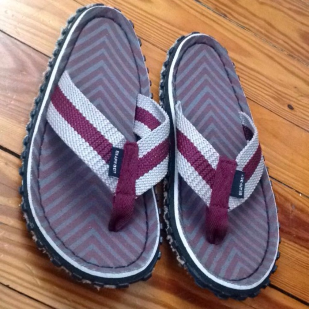 Bearfoot Sandals