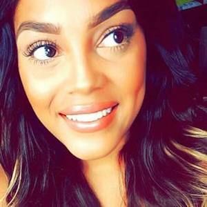 Meet your Posher, Kenisha